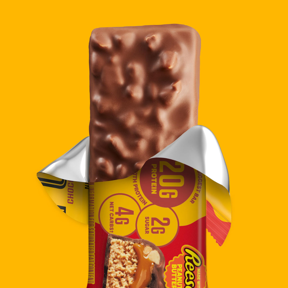 FULFIL Gluten-free label on the bar emphasizing dietary-friendly snacking