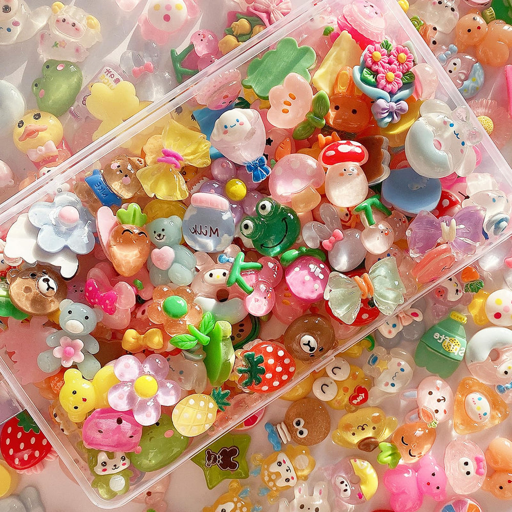 FULUSODO resin embellishments with bears and flowers for vibrant scrapbooking ideas.