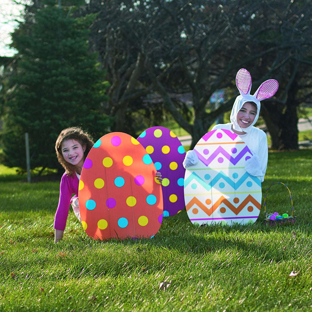 Fun Express gift-worthy yard signs mark egg-hunt boundaries with clear visibility.