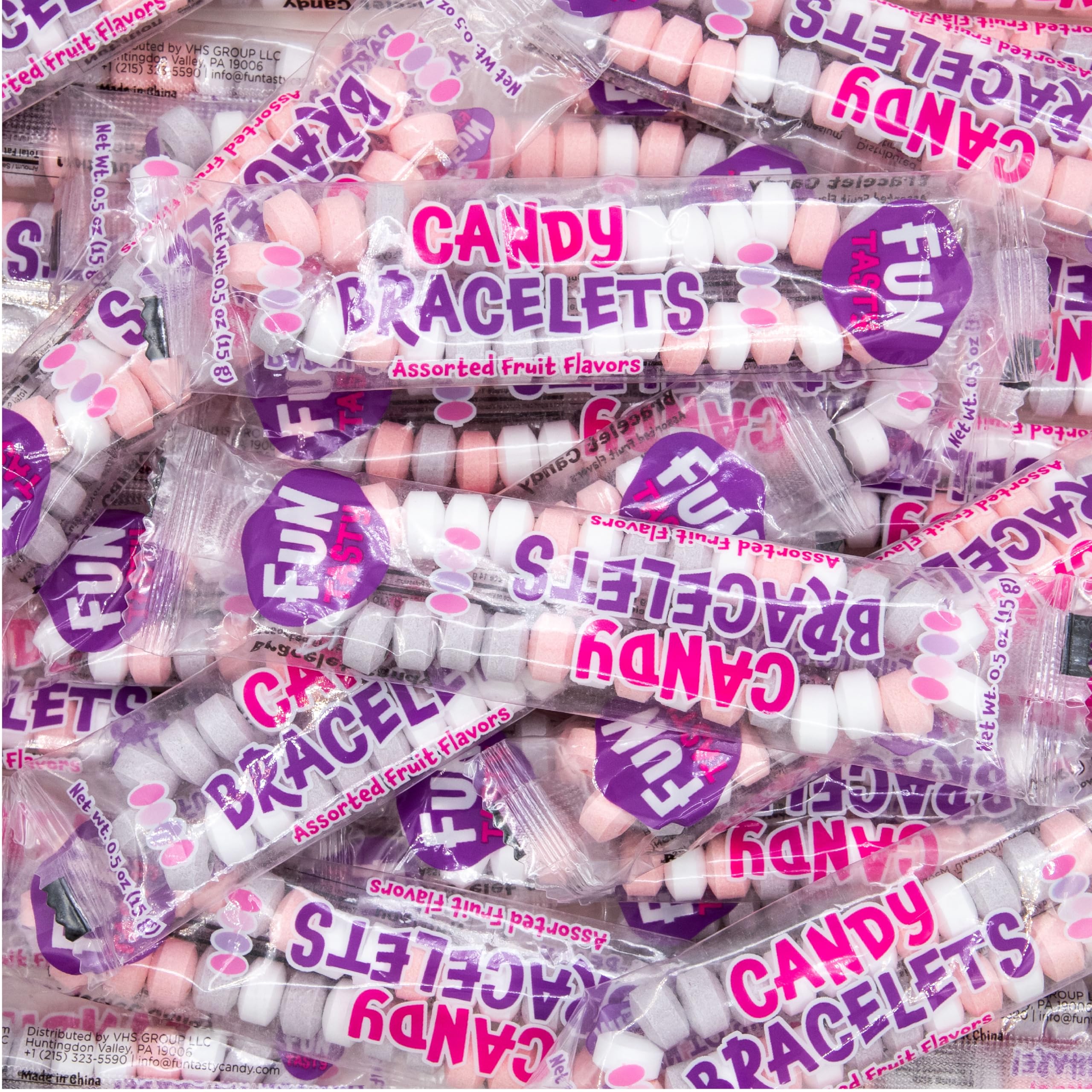 Bright fruit-flavored bracelets ideal for break time.