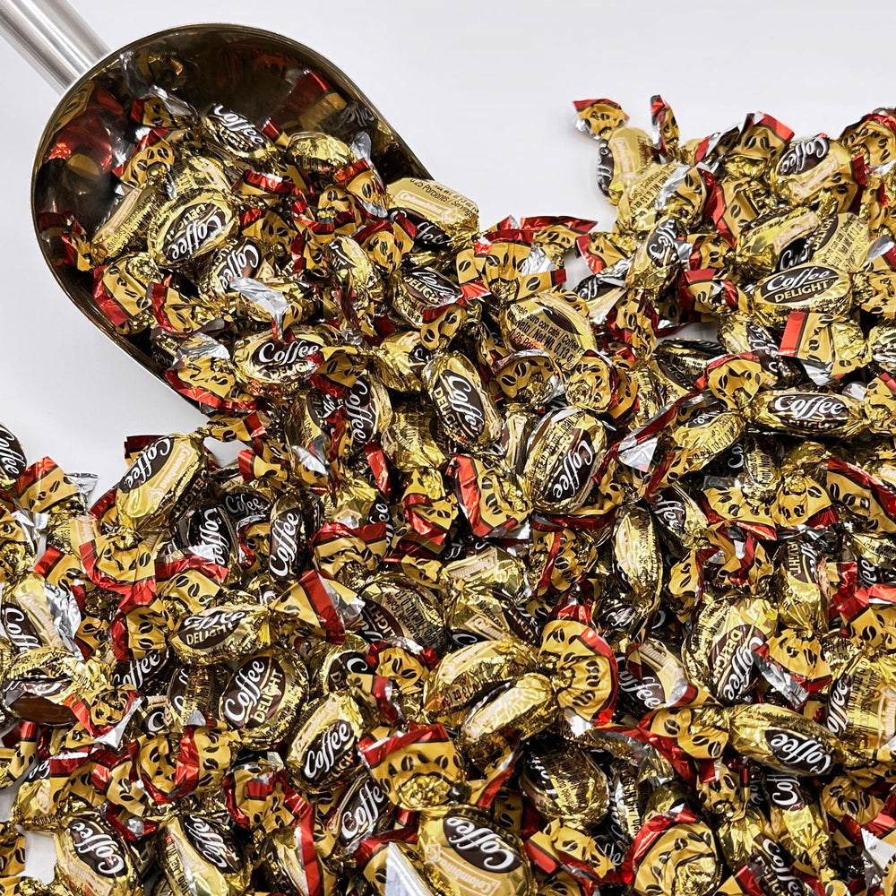 Wedding candy bar featuring Fusion Sweets Coffee Delight adds elegant coffee flavor