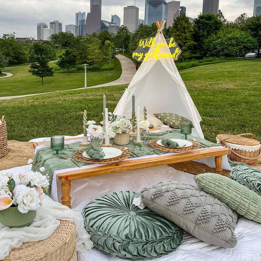 Fwxdbwyl crinkled texture table runner adds depth to tables