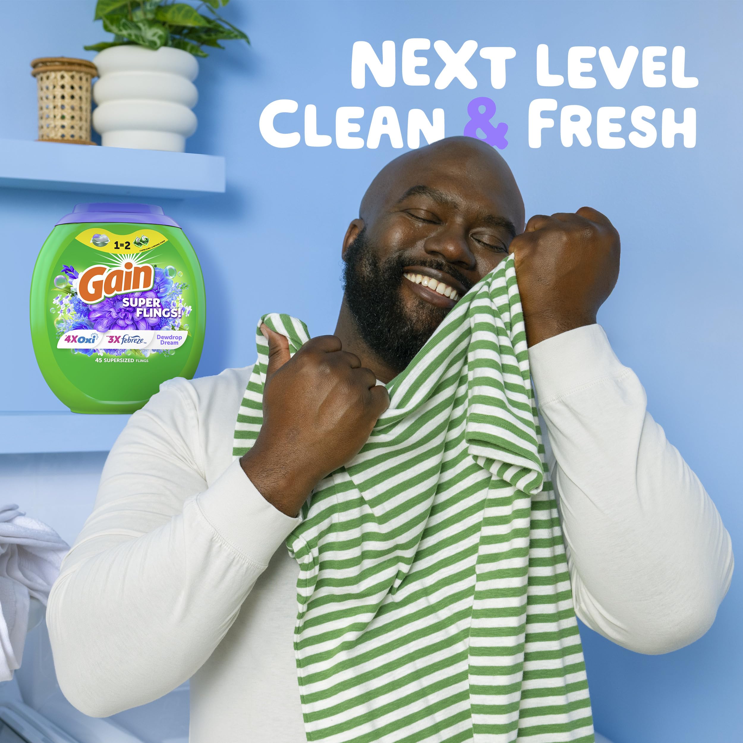 Product label zoom highlighting 4X Oxi Cleaning Power claim.