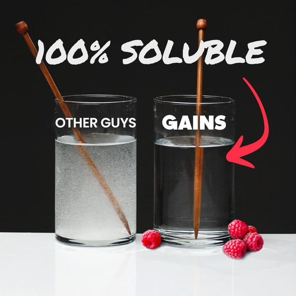 GAINS IN BULK creatine monohydrate dissolving in water; clear solution ready for training.