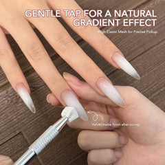 GAOY Highly pigmented gel for opaque, natural-looking coverage.