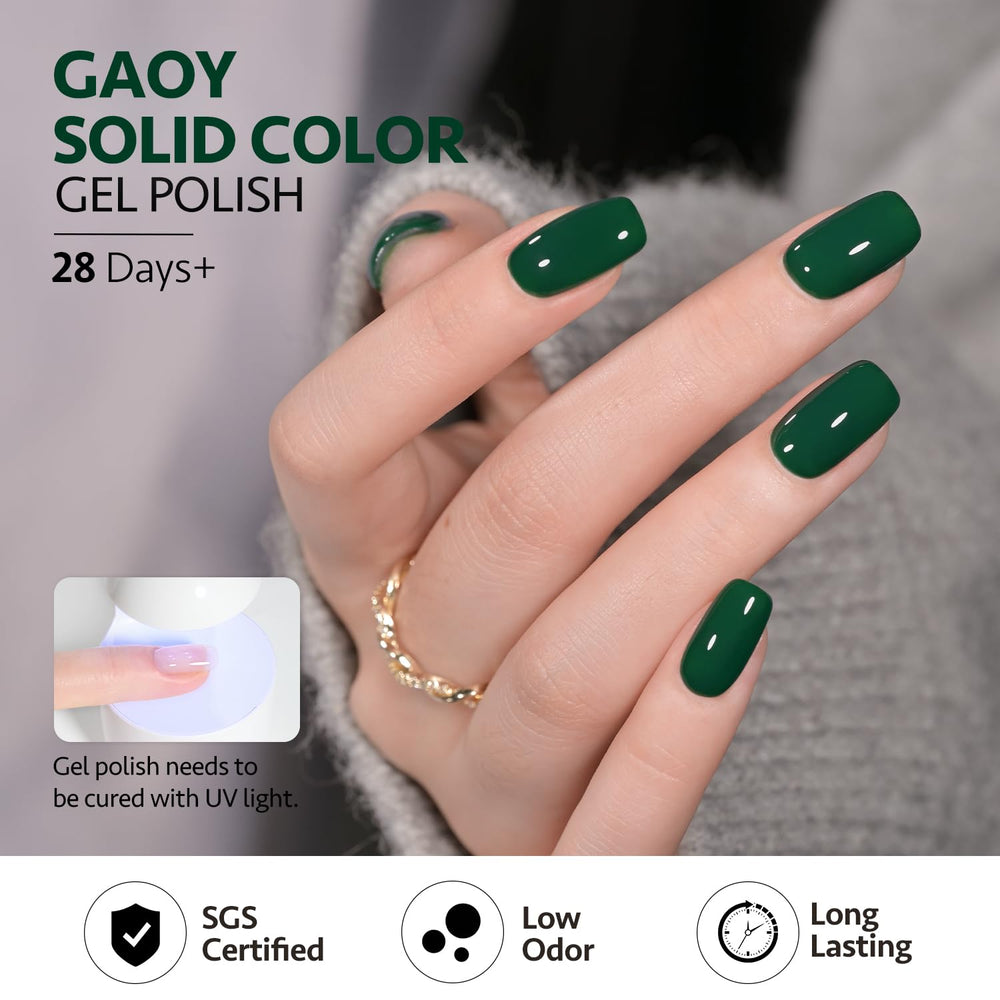 GAOY at-home manicure setup with emerald gel polish ready to apply.