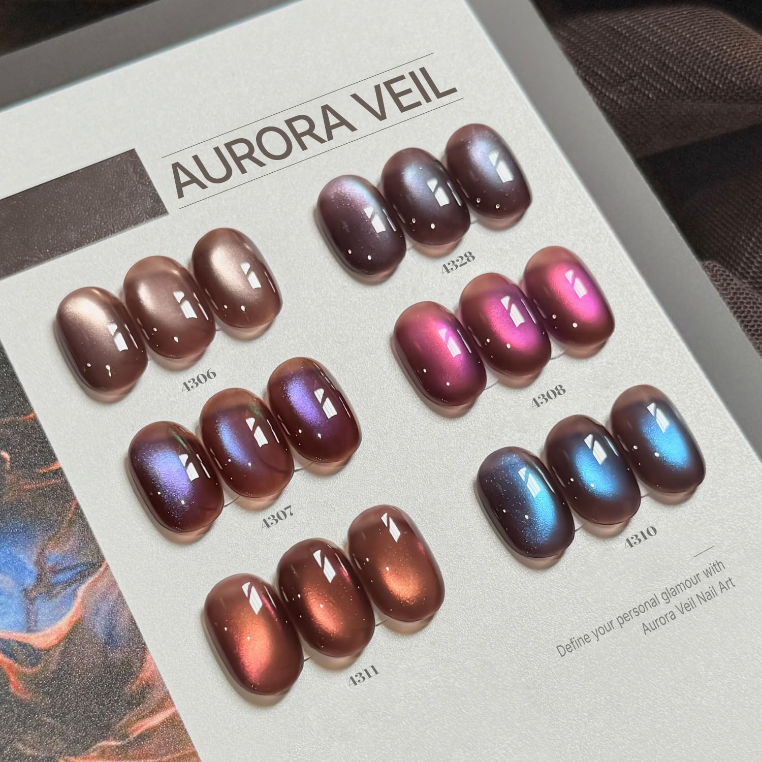 GAOY glitter color amber showcases vibrant holographic finish for festive manicures.