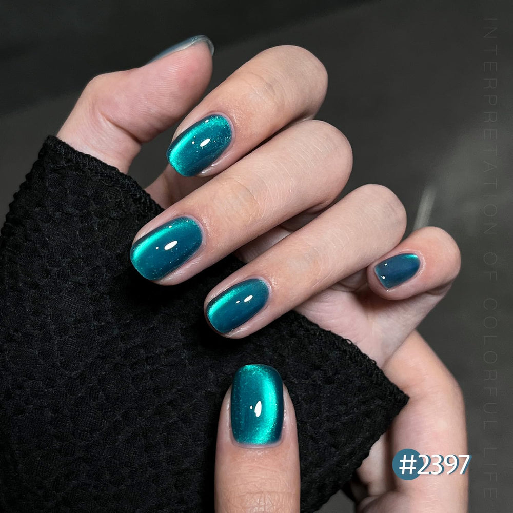 GAOY Gel nail top coat adds durable shine for salon-quality finishes.