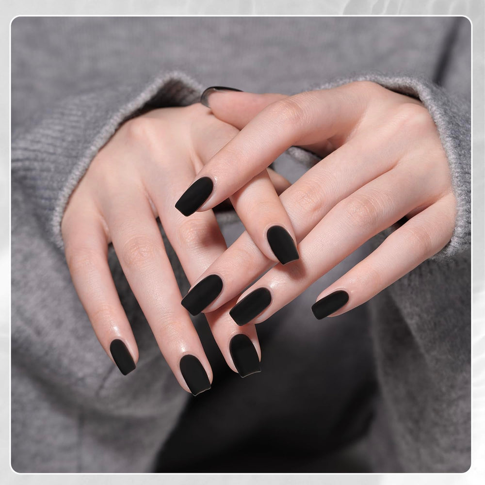 GAOY 16 ml bottle in at home manicure setup