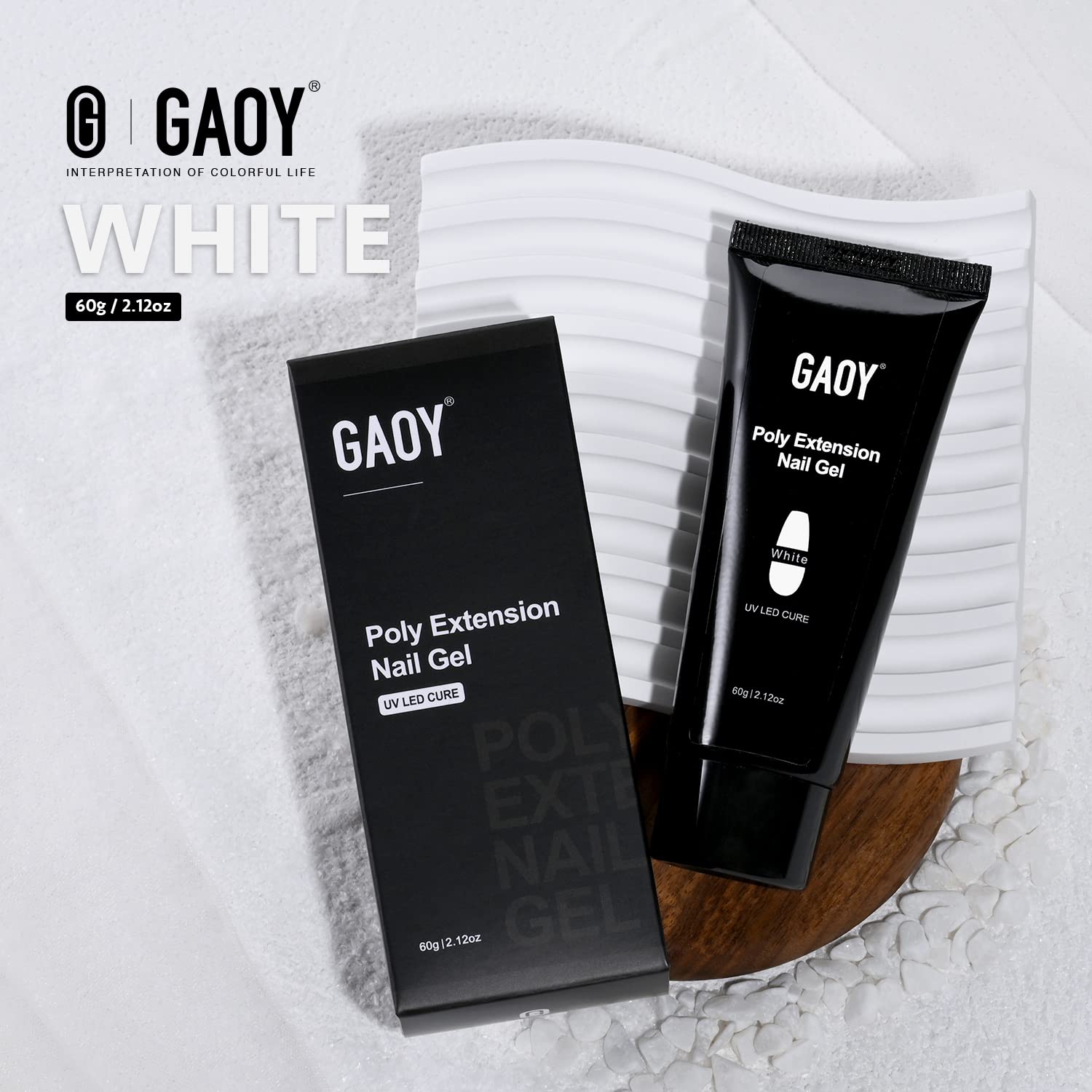 GAOY slip solution helps smooth poly gel for better spread.