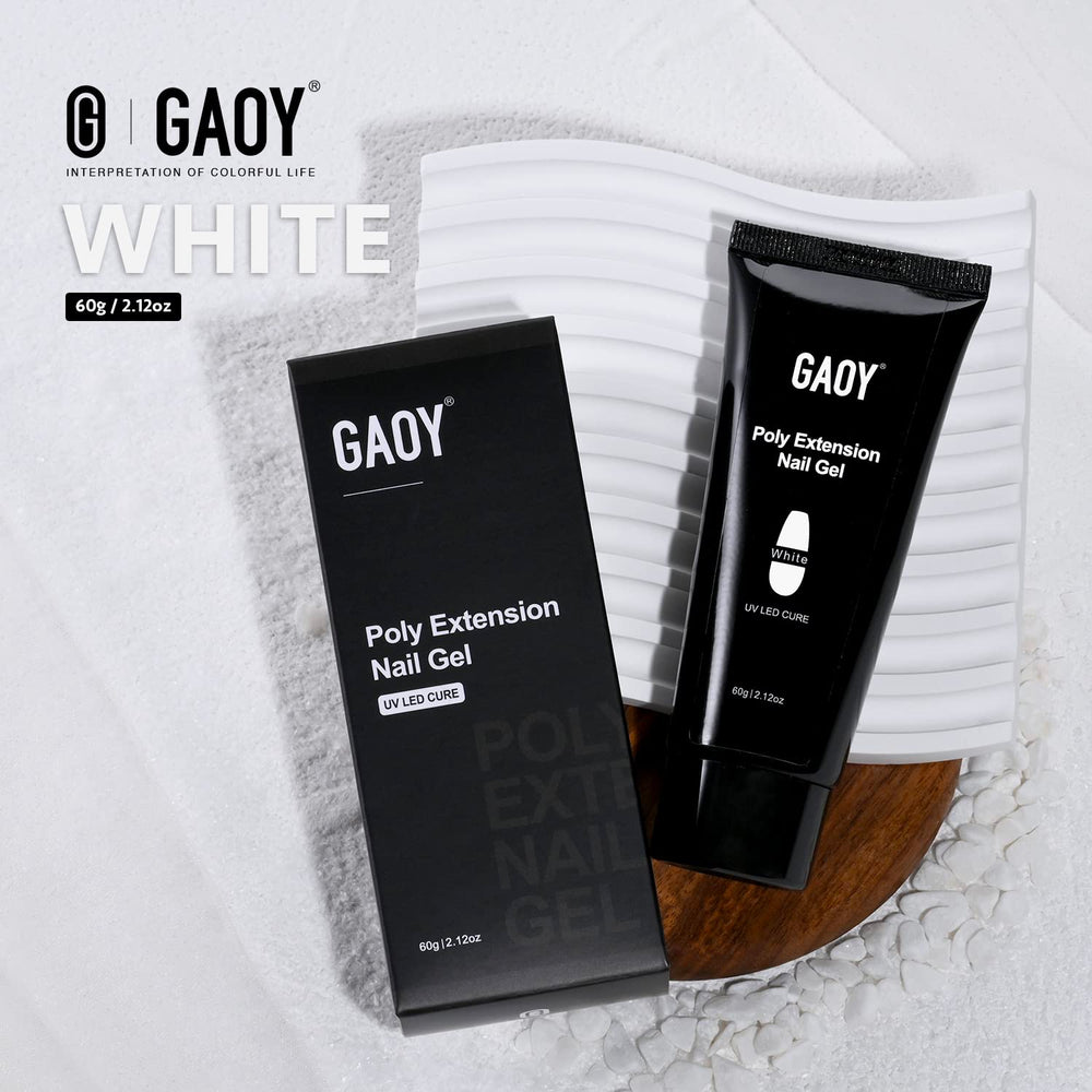 GAOY slip solution helps smooth poly gel for better spread.
