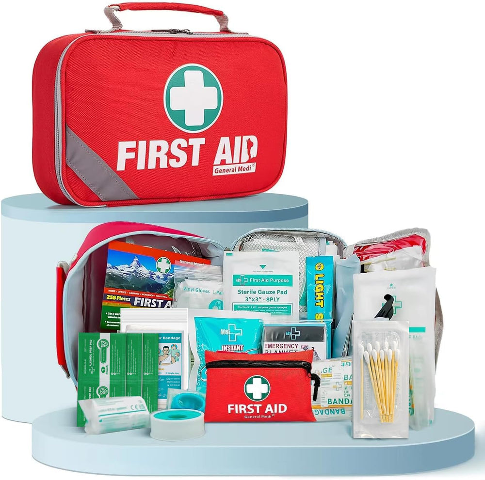 General Medi bag compartments and labeling for organized storage