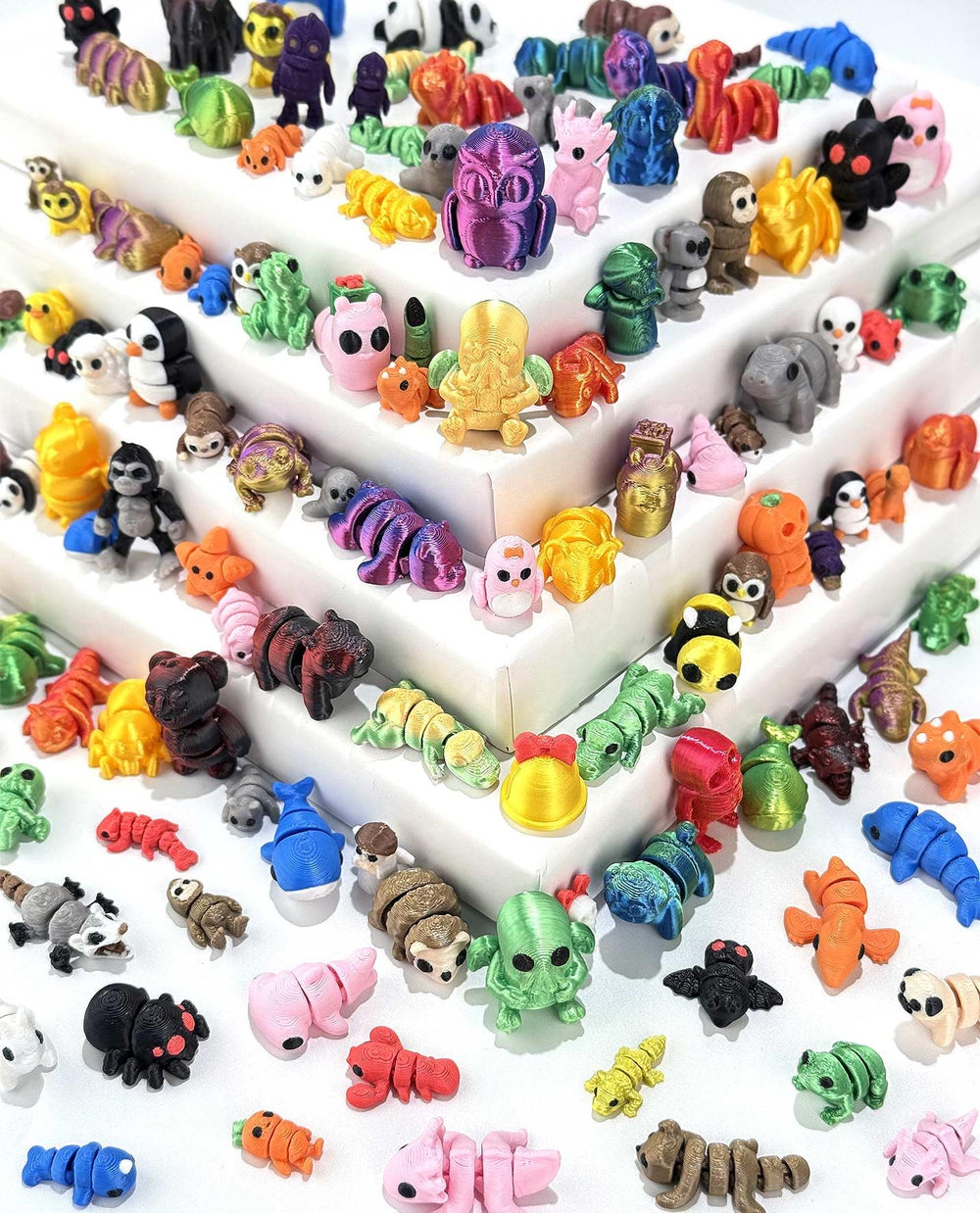 Generic 120-pcs mini 3D printed animal set packaging for an eye-catching display.