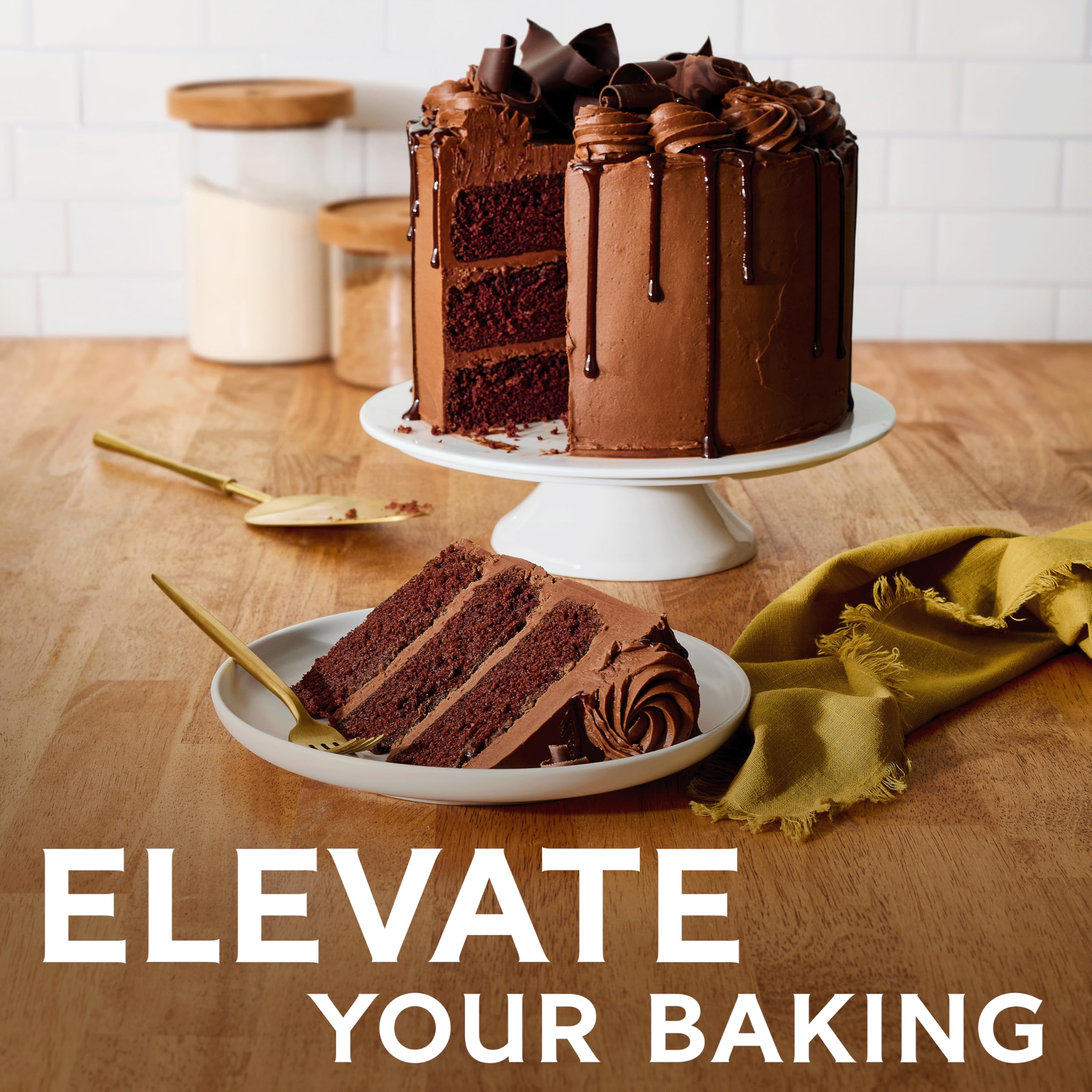 Ghirardelli rich cocoa flavor enhances sauces and dessert toppings.