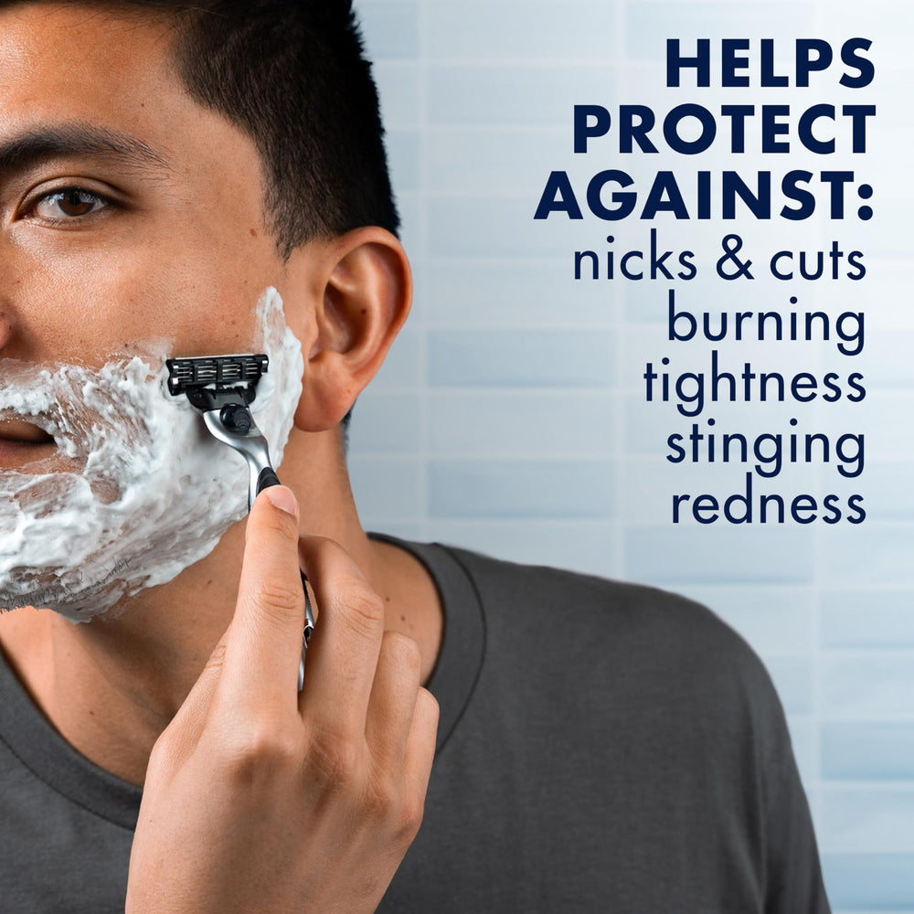 Gillette Series 3X Sensitive aloe closeup highlighting soothing ingredient.