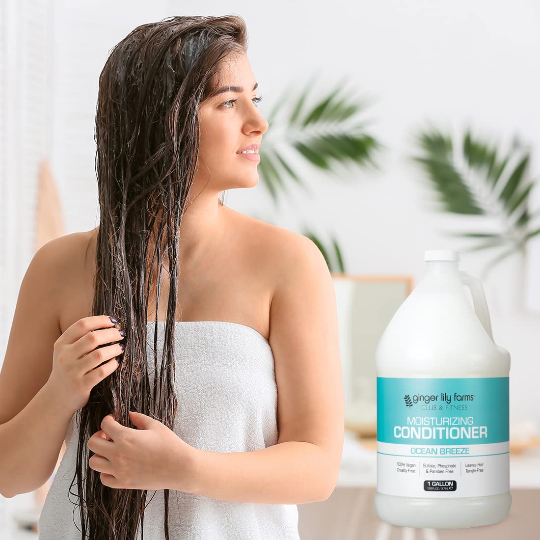 Refreshing Ocean Breeze scent invites a calming, spa-like shower experience.