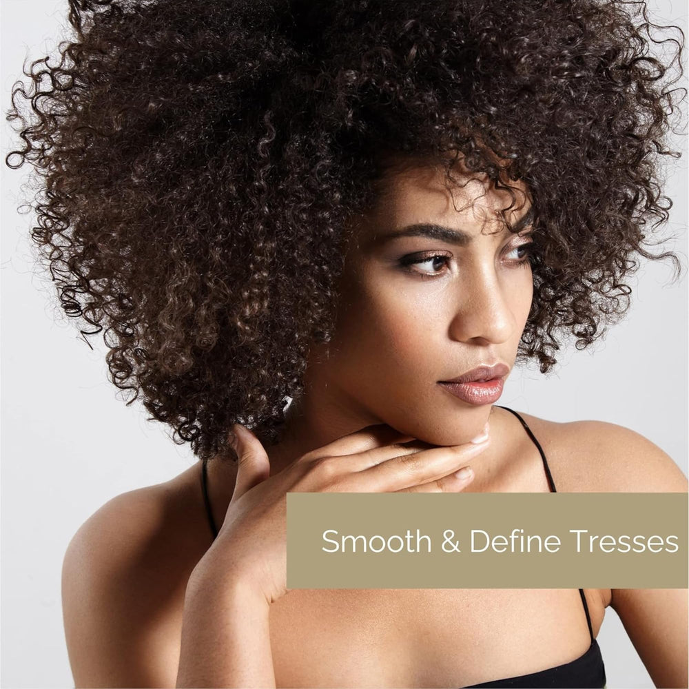 GIOVANNI Smoothing Castor Oil Shampoo reduced frizz on modeled strands