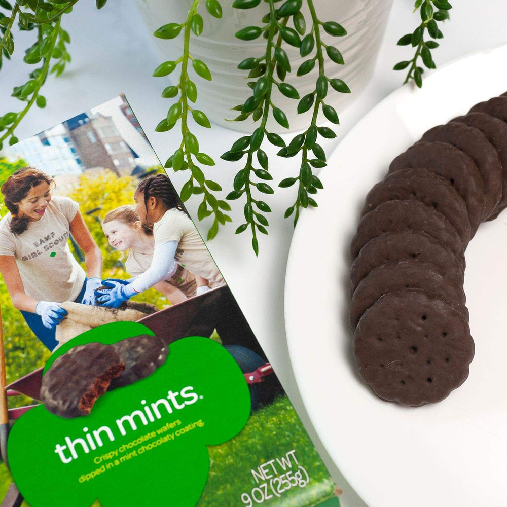 Girl Scouts Thin Mints party platter idea to entertain friends.