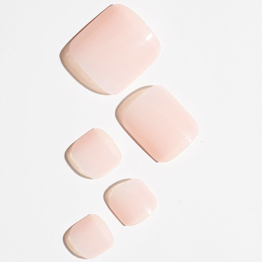 GLAMERMAID toe nails show seamless fit with thinner cuticle area
