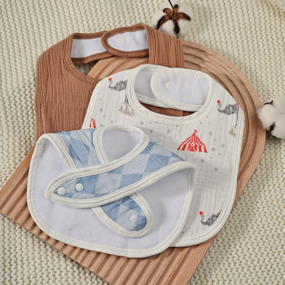 GLLQUEN BABY Circus bibs gift set, ideal baby shower present