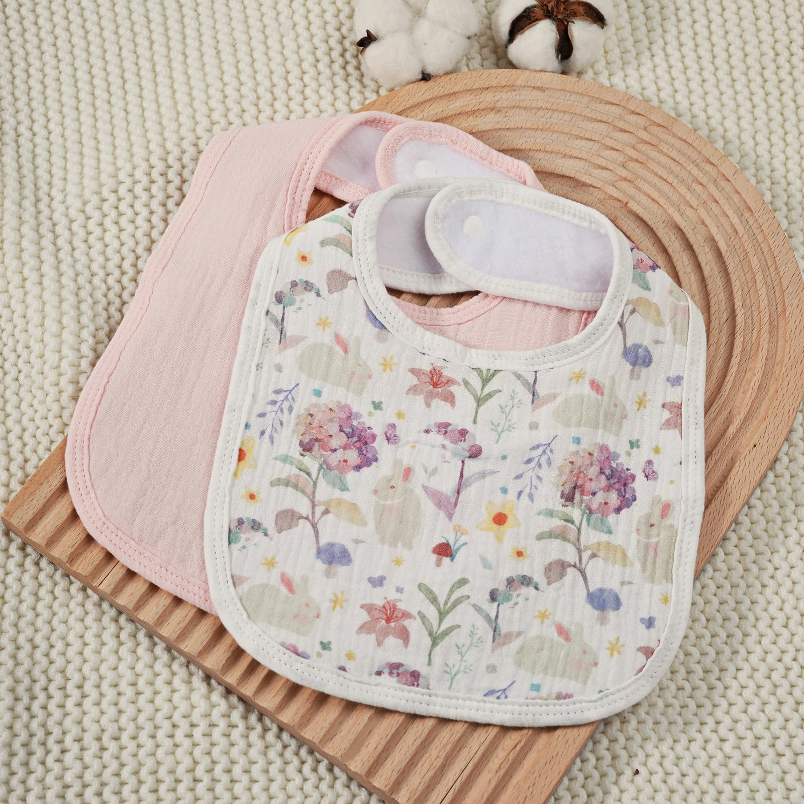 GLLQUEN BABY gift-ready bibs set suitable for baby showers.
