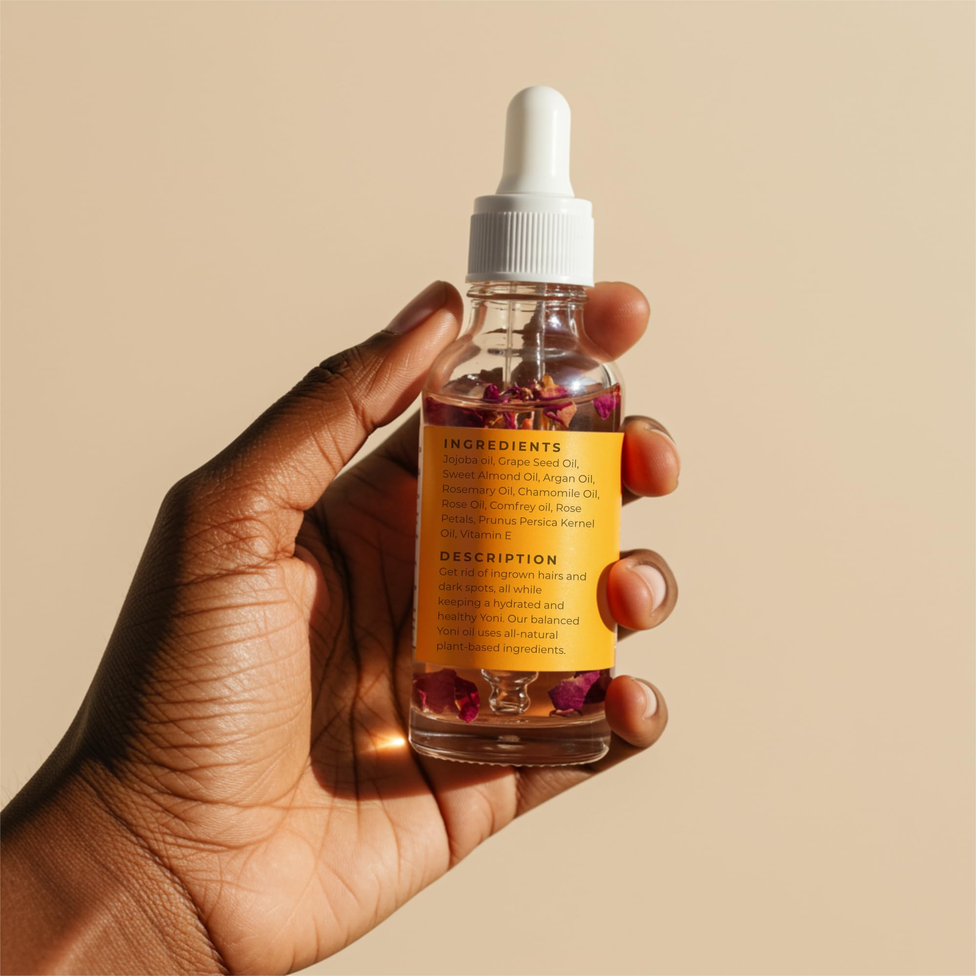 Glo Melanin Yoni Oil Wash after-shower use demonstrates discreet, soothing practice