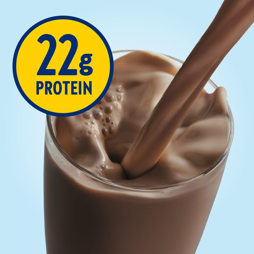 Glucerna Hunger Smart shake in glass demonstrates convenient meal replacement during busy days.