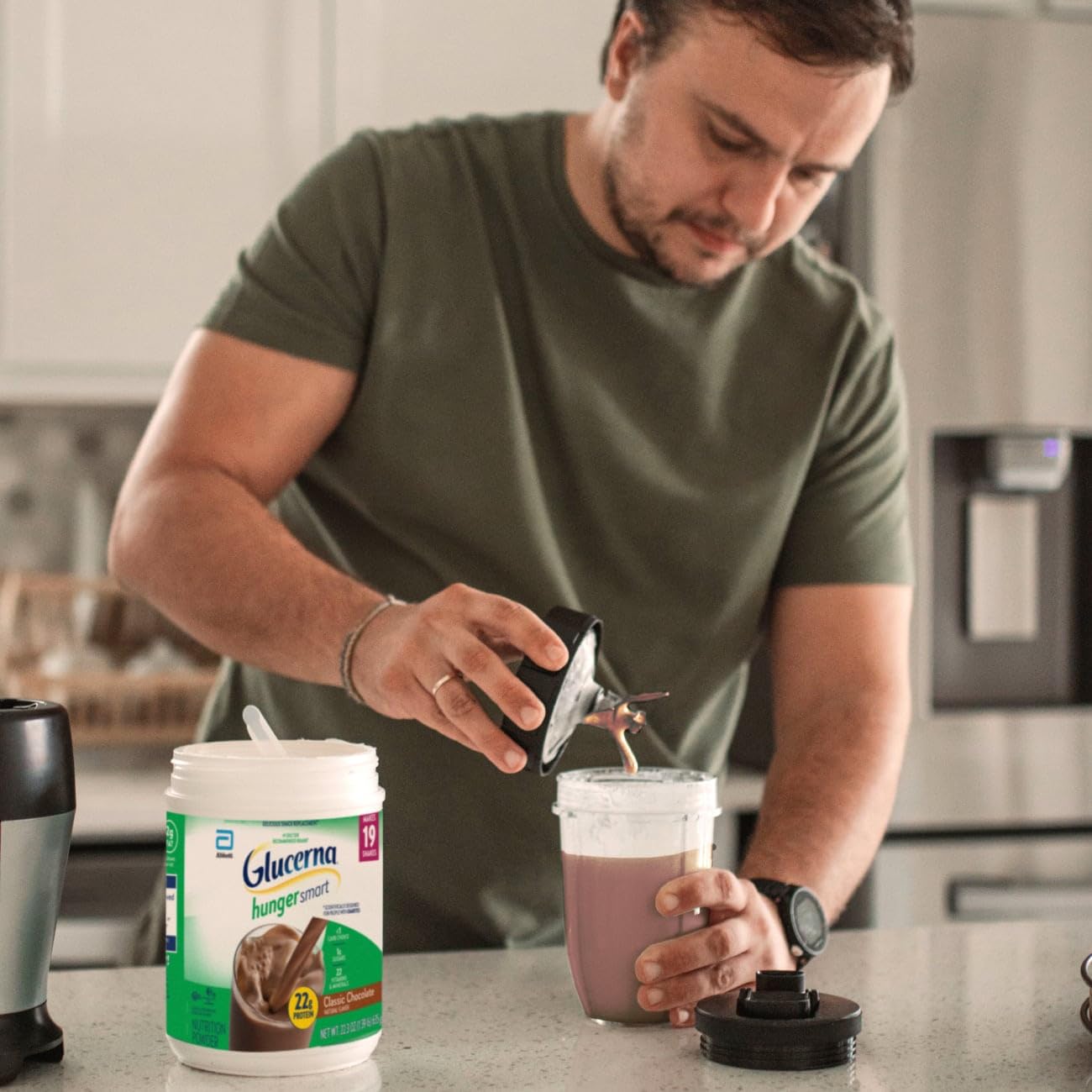 Glucerna nutrition facts panel emphasizing 22g protein per serving.