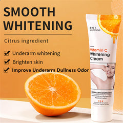 Go Ho Vitamin C Cream texture close-up shows smooth, non-greasy formula.