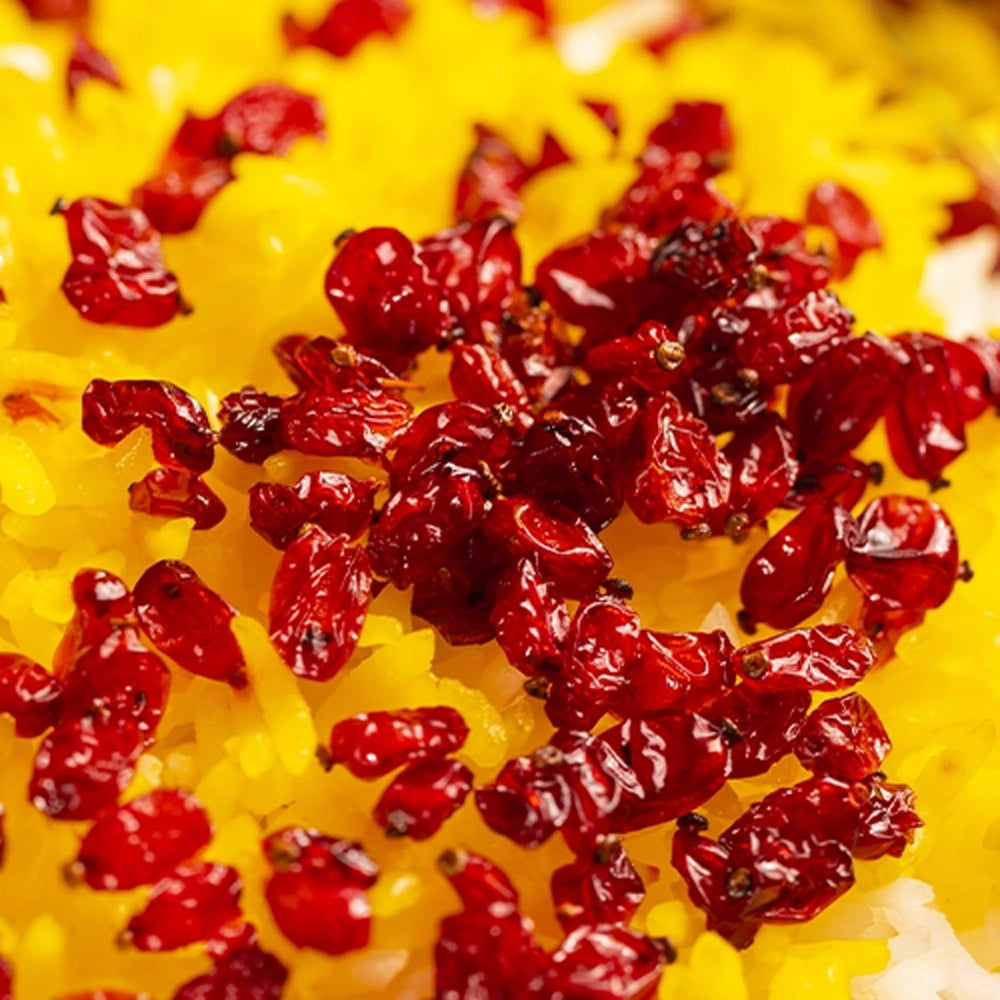 GOALDEES dried barberries in sealed pack signifying premium quality and freshness.