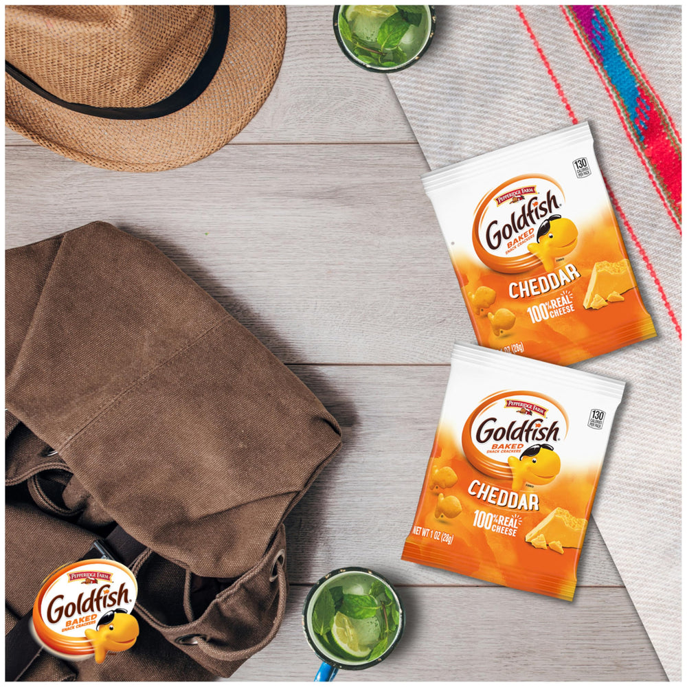 Goldfish Cheddar Cheese Crackers lunchbox pack, easy school snack.