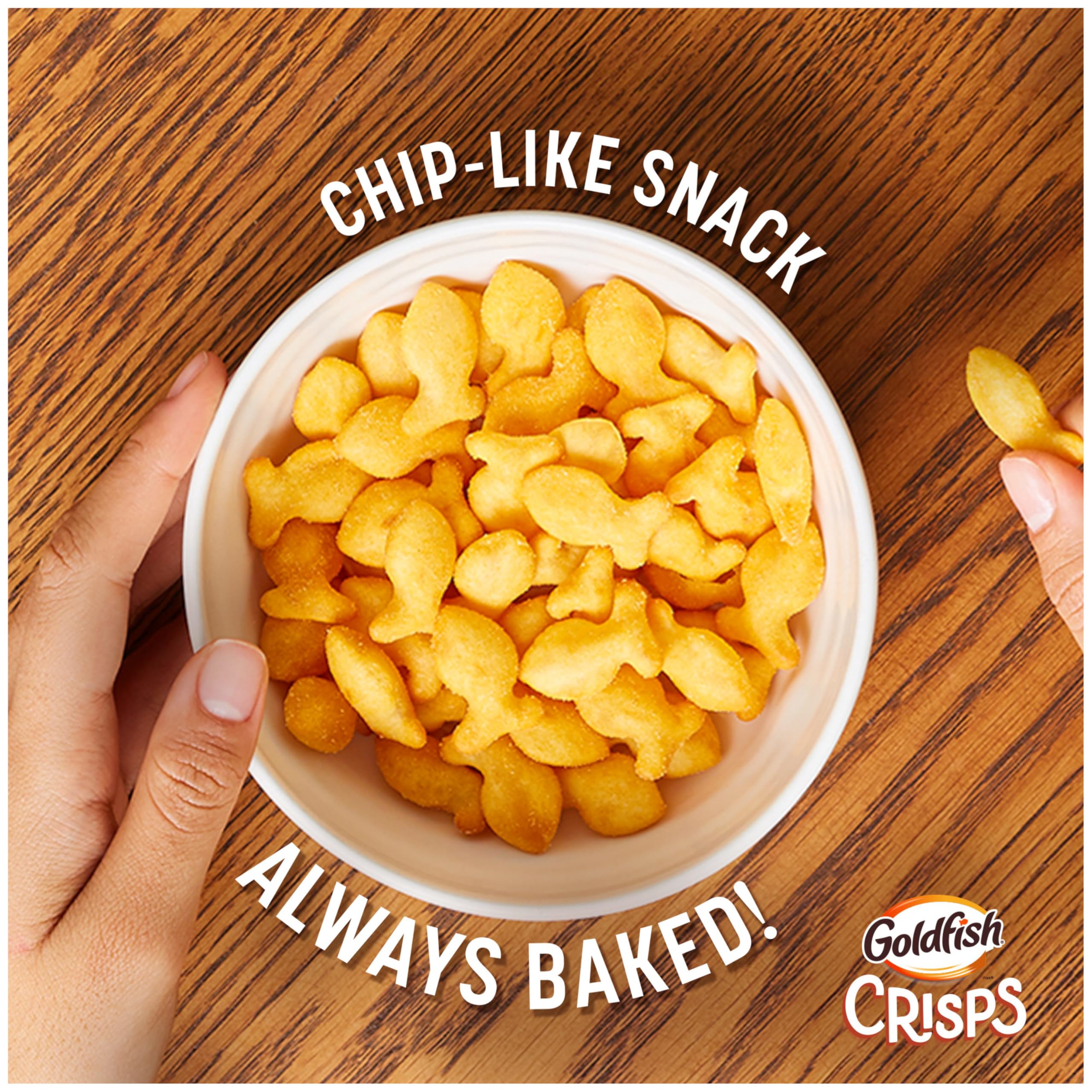 Goldfish Cheddar family snacking, perfect for lunchboxes and gatherings.