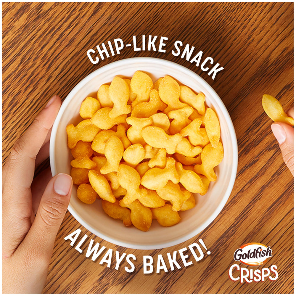 Goldfish Cheddar family snacking, perfect for lunchboxes and gatherings.
