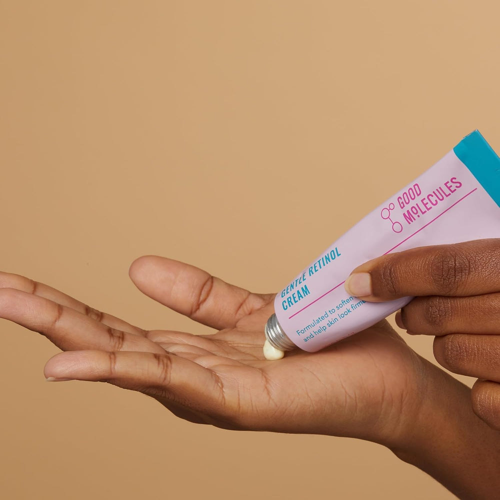Label highlights vegan, fragrance-free, cruelty-free Good Molecules formulation