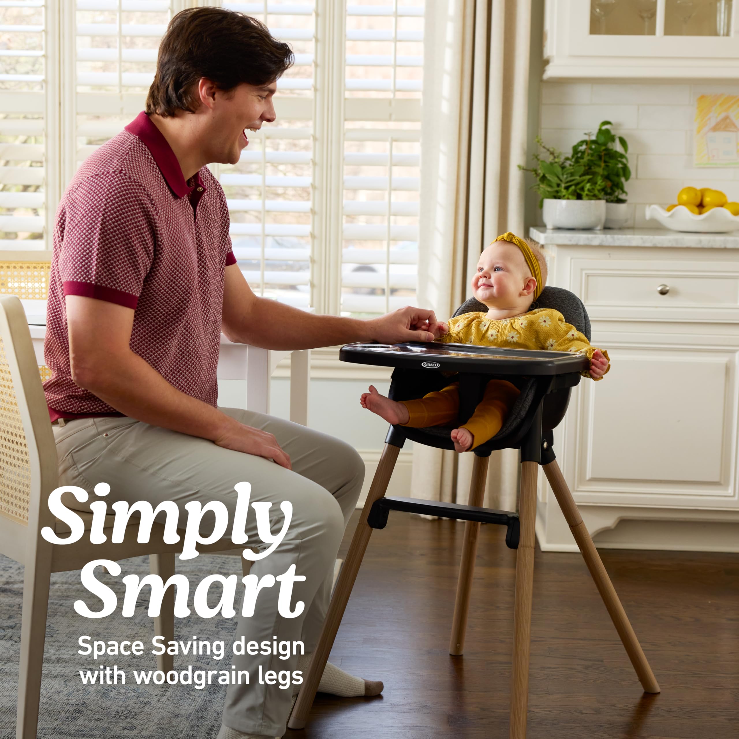 Graco Ready2Dine DLX removable tray insert is dishwasher-safe.