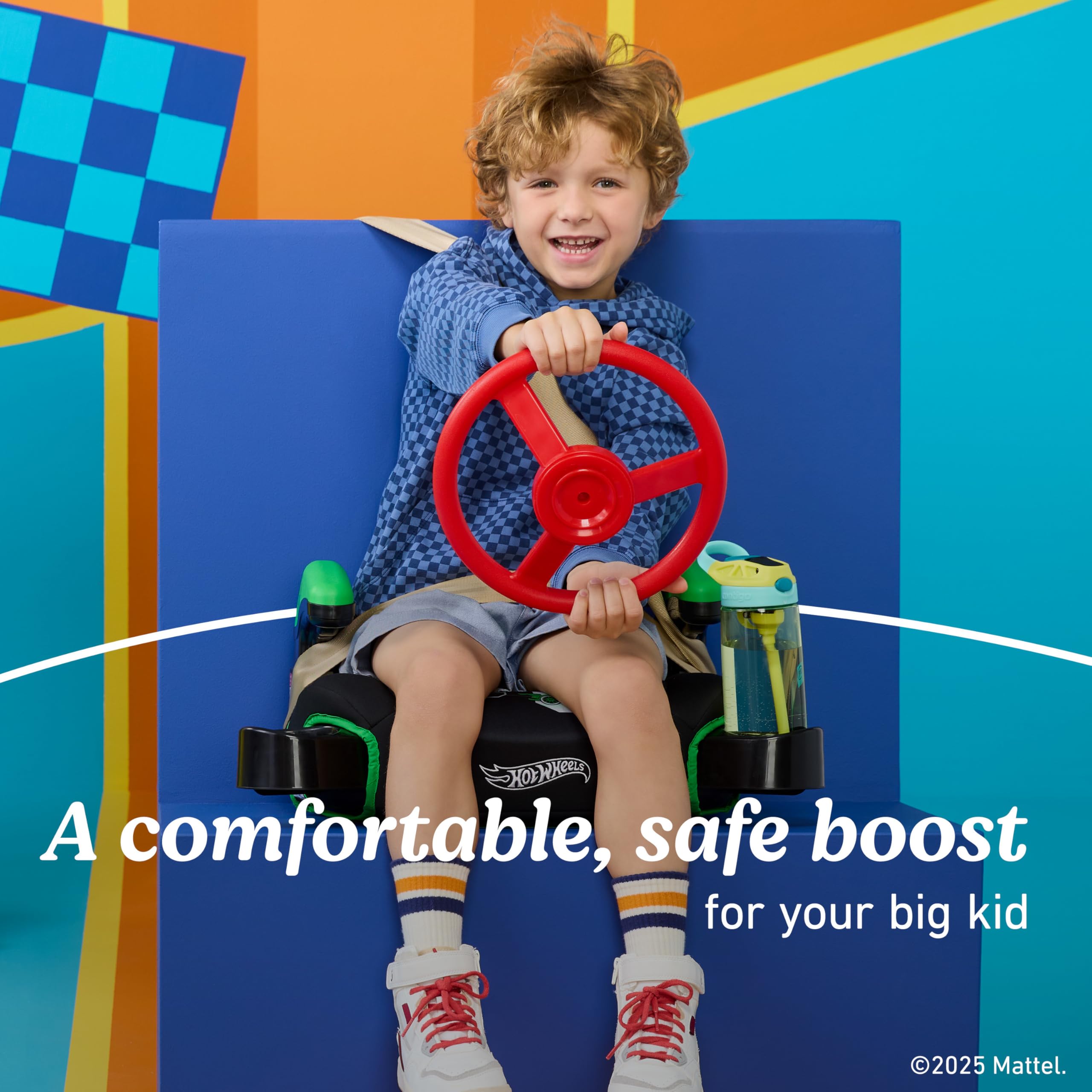 Graco TurboBooster 2.0 height-adjustable armrests enhancing kid comfort