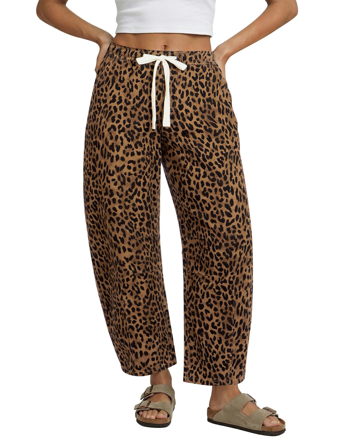 GRAPENT Barrel Jeans front view in leopard print for versatile daily styling