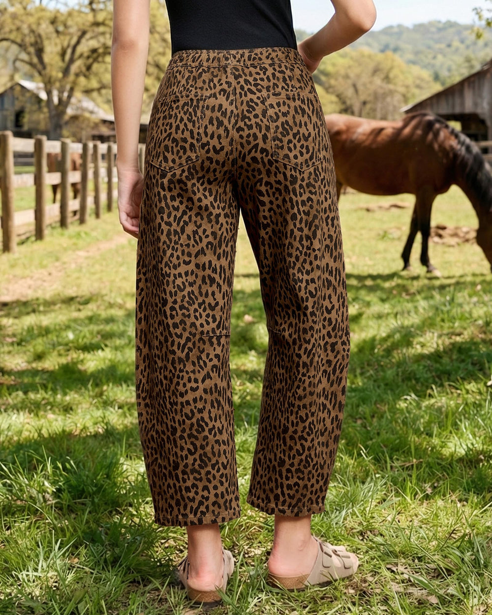 GRAPENT Barrel Jeans stretch denim fabric offering soft flexibility and comfort