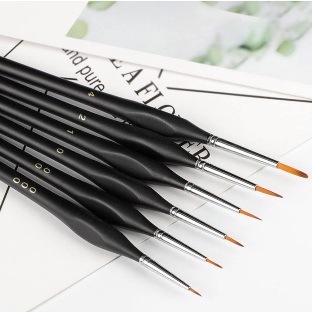 GRAS Art Bundles Pixiss craft knife with blades for versatile trimming.