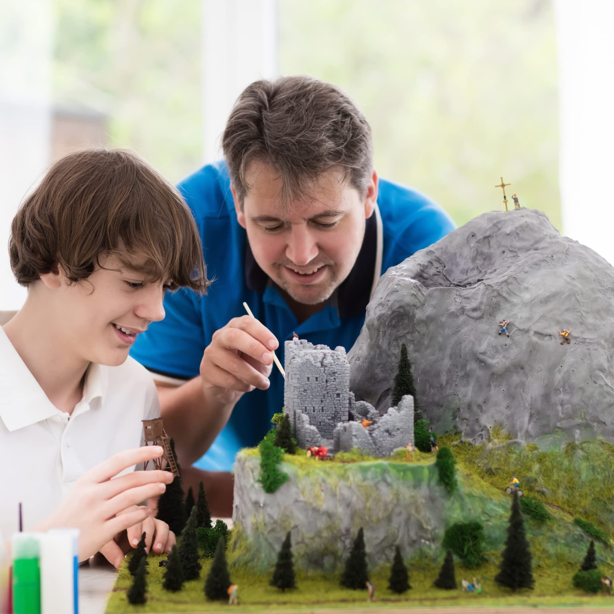GRAS Art Bundles plastic cement bonds model pieces for durable builds.