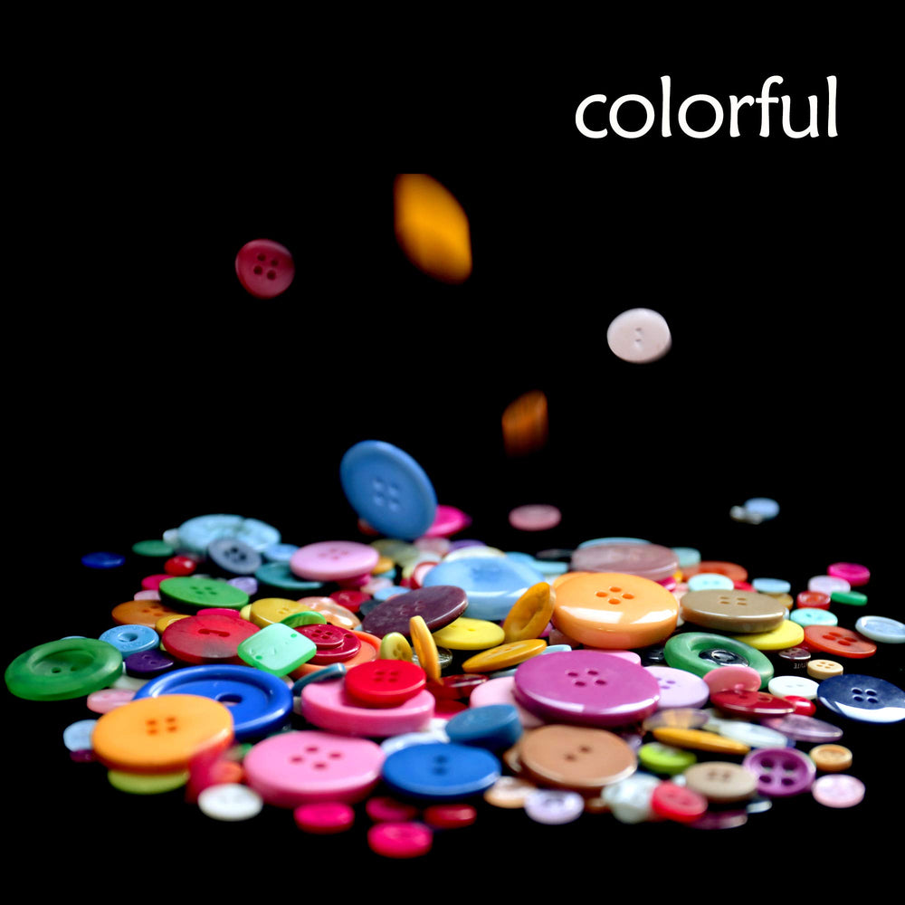 GREENTIME colorful buttons for DIY projects and color-matching ideas.