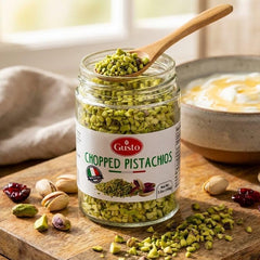GUSTO ETNA pistachios ice cream topping close-up boosts texture.