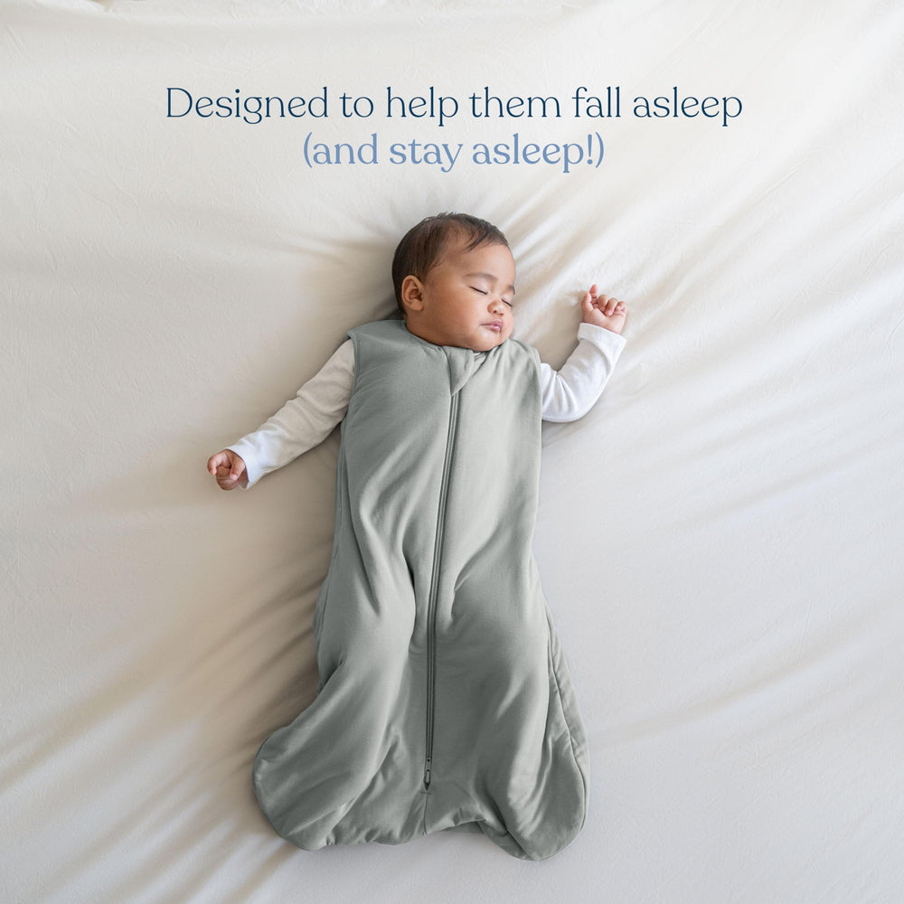 HALO SuperSoft bamboo blanket highlights hip-healthy design for safe sleep.