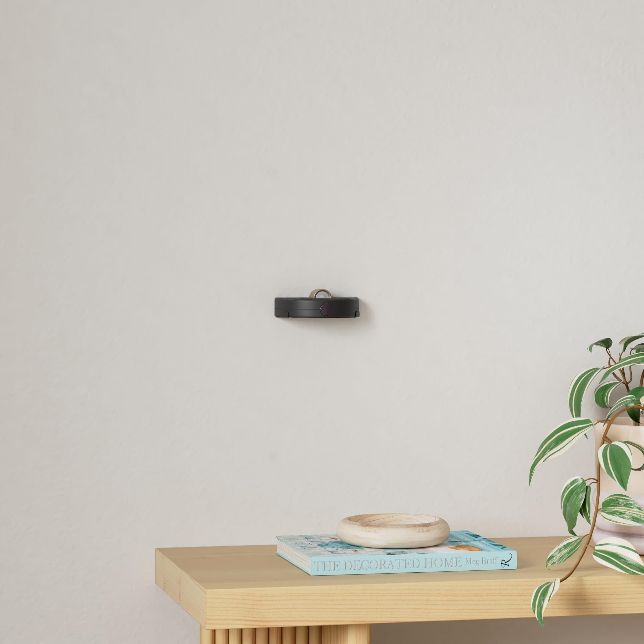 HAMVIDNE remote-controlled spotlight operable up to 18 feet away for convenient use.