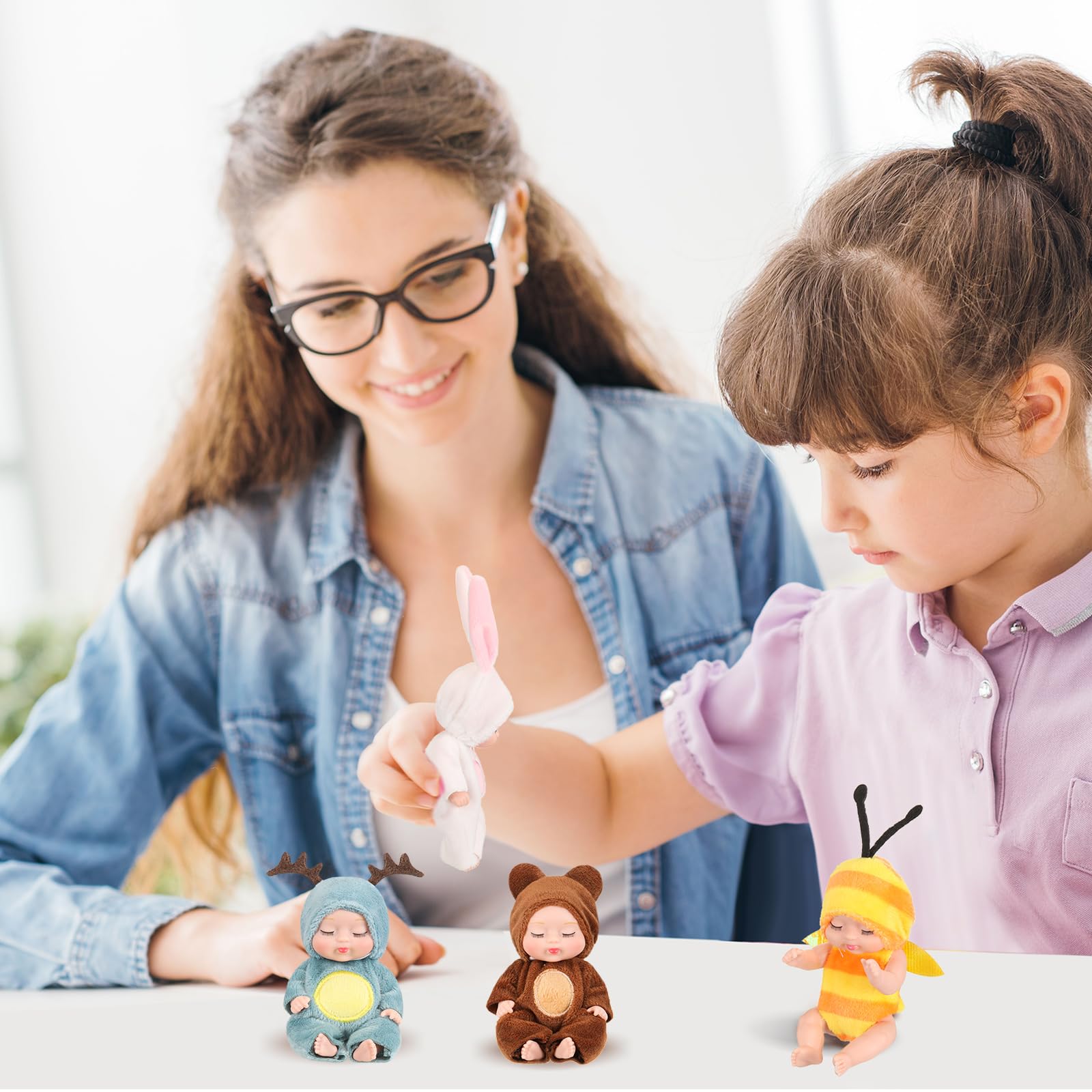 Hanaive mini baby dolls with washable clothes for quick cleanup.