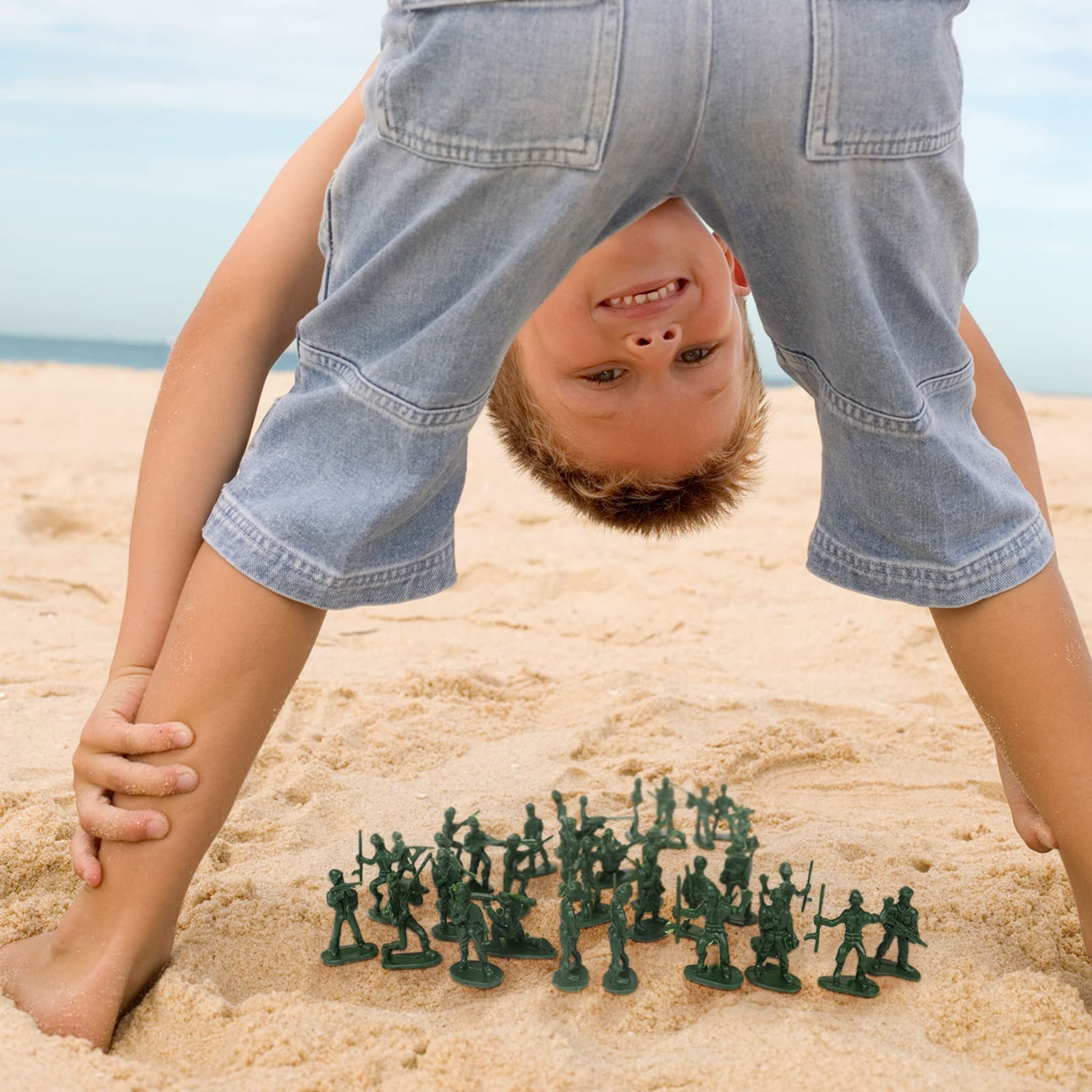 HAPTIME mini army men designed for dioramas and classroom projects