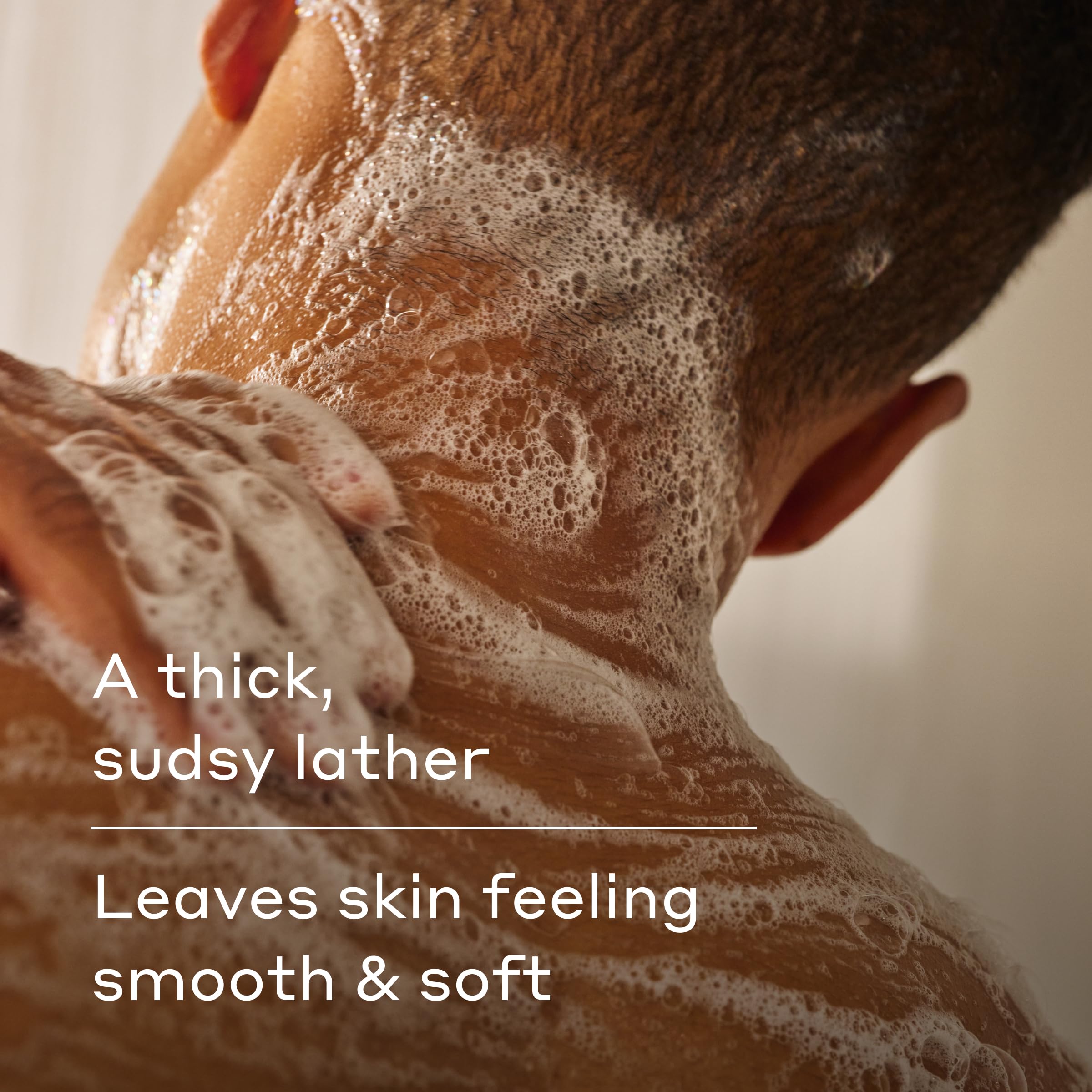 Harry's Stone scent with charcoal and lime suggests a refreshing, masculine aroma.