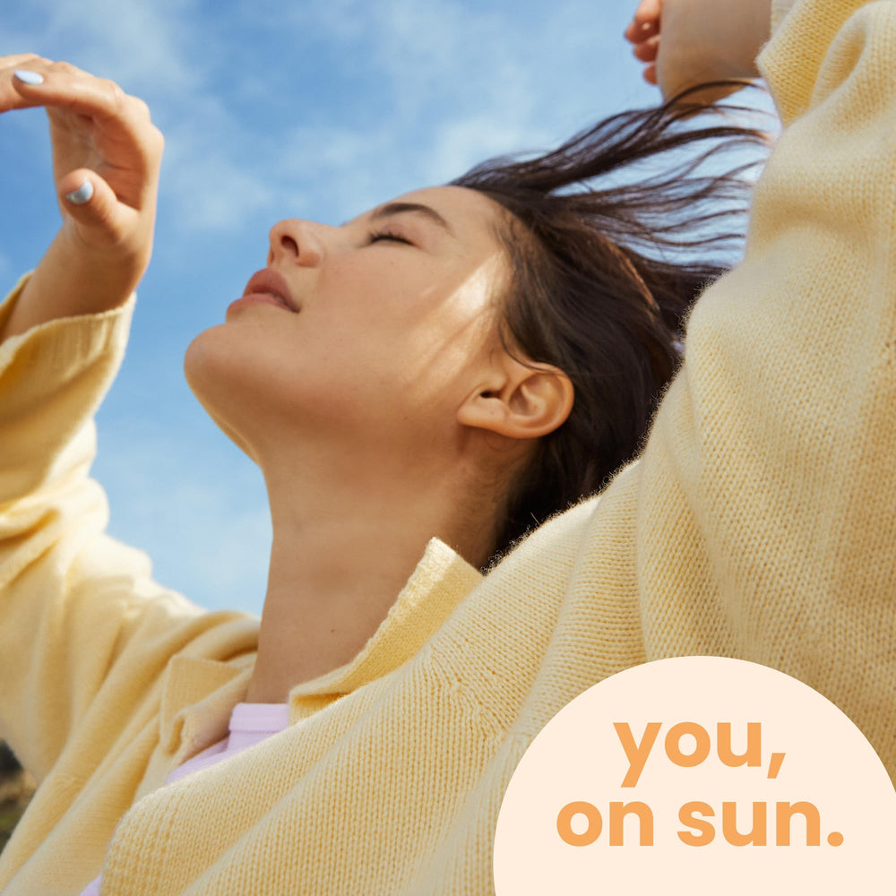 Hawaiian Tropic Aloha Glow Water dries quickly after application.