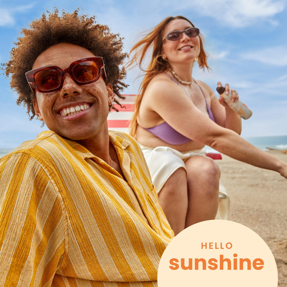 Hawaiian Tropic continuous spray with twist-lock nozzle enables easy reapplication on the go.