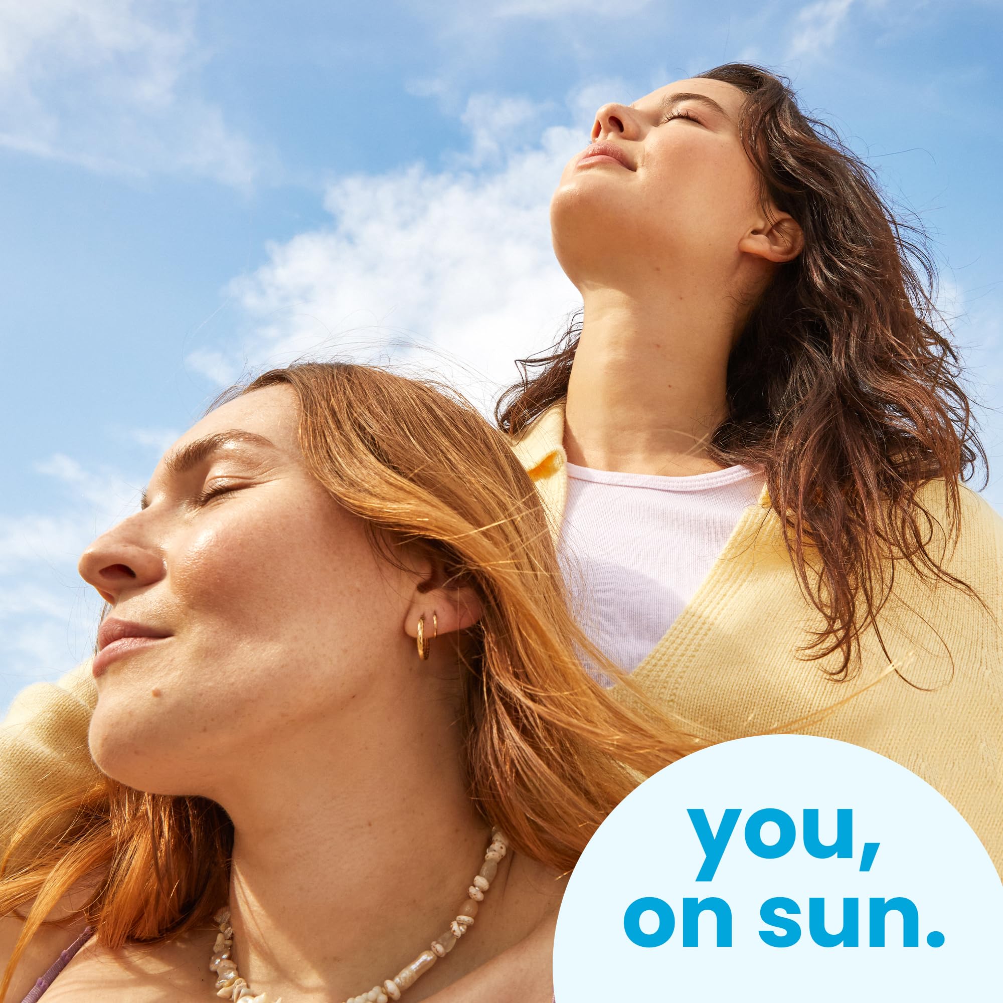 Hawaiian Tropic Water Mist emits a delicate tropical scent during use.